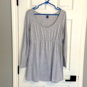 Old Navy size M maternity top